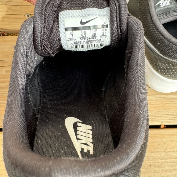 Women’s Nike Air Max Thea - Picture 5 of 13